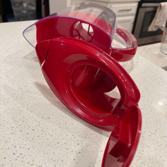 Brita Water Filtration Pitcher Red Modelo OB21/OB03 Gently used - Picture 12 of 13